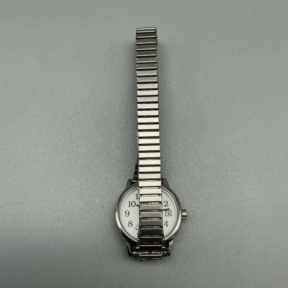 Timex Easy Reader Indiglo Womens Watch 25mm Silver Tone TW2U92400 New Battery